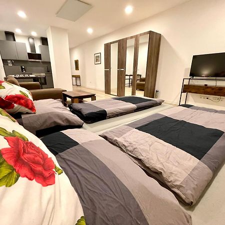 Neu Grosse Einzimmerwohnung Im Zentrum Goldstadt Pforzheim Schloessle Exteriér fotografie