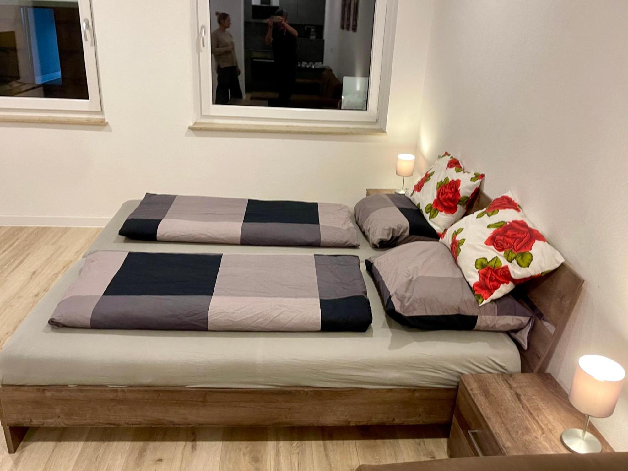 Neu Grosse Einzimmerwohnung Im Zentrum Goldstadt Pforzheim Schloessle Exteriér fotografie