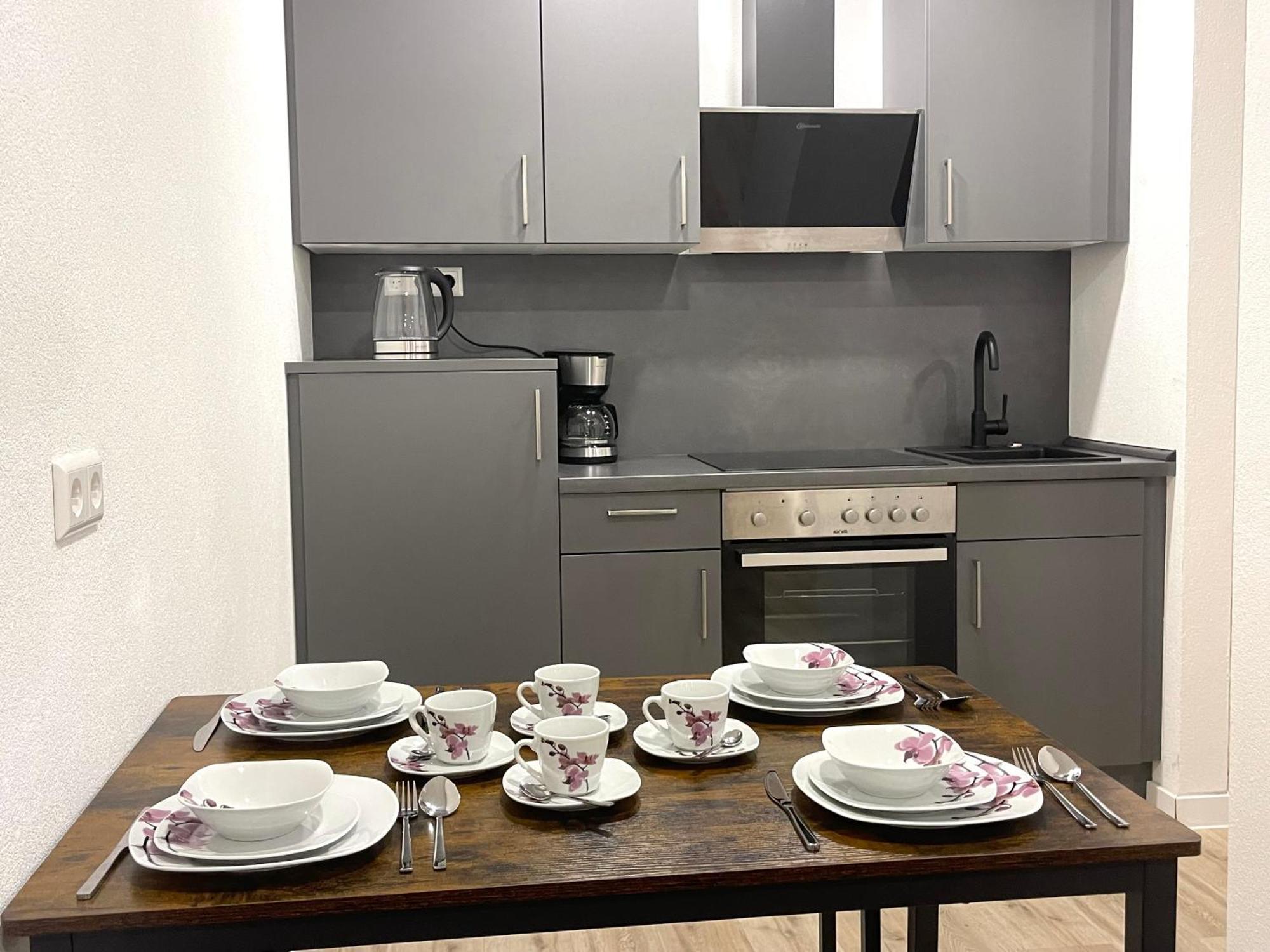 Neu Grosse Einzimmerwohnung Im Zentrum Goldstadt Pforzheim Schloessle Exteriér fotografie