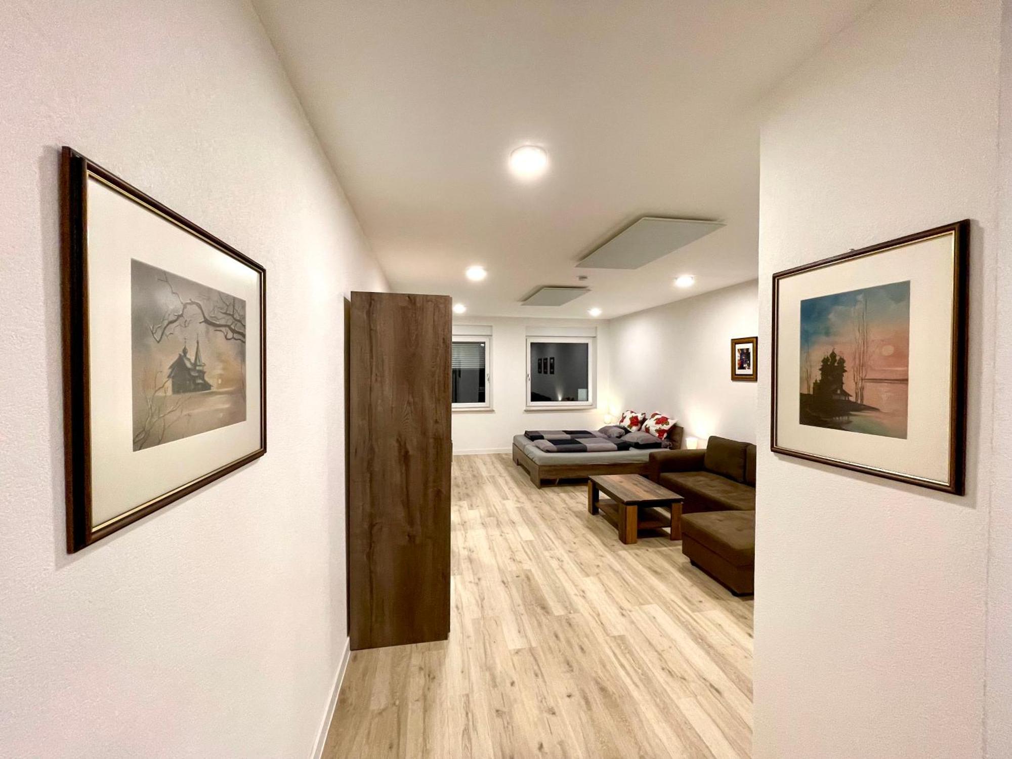 Neu Grosse Einzimmerwohnung Im Zentrum Goldstadt Pforzheim Schloessle Exteriér fotografie
