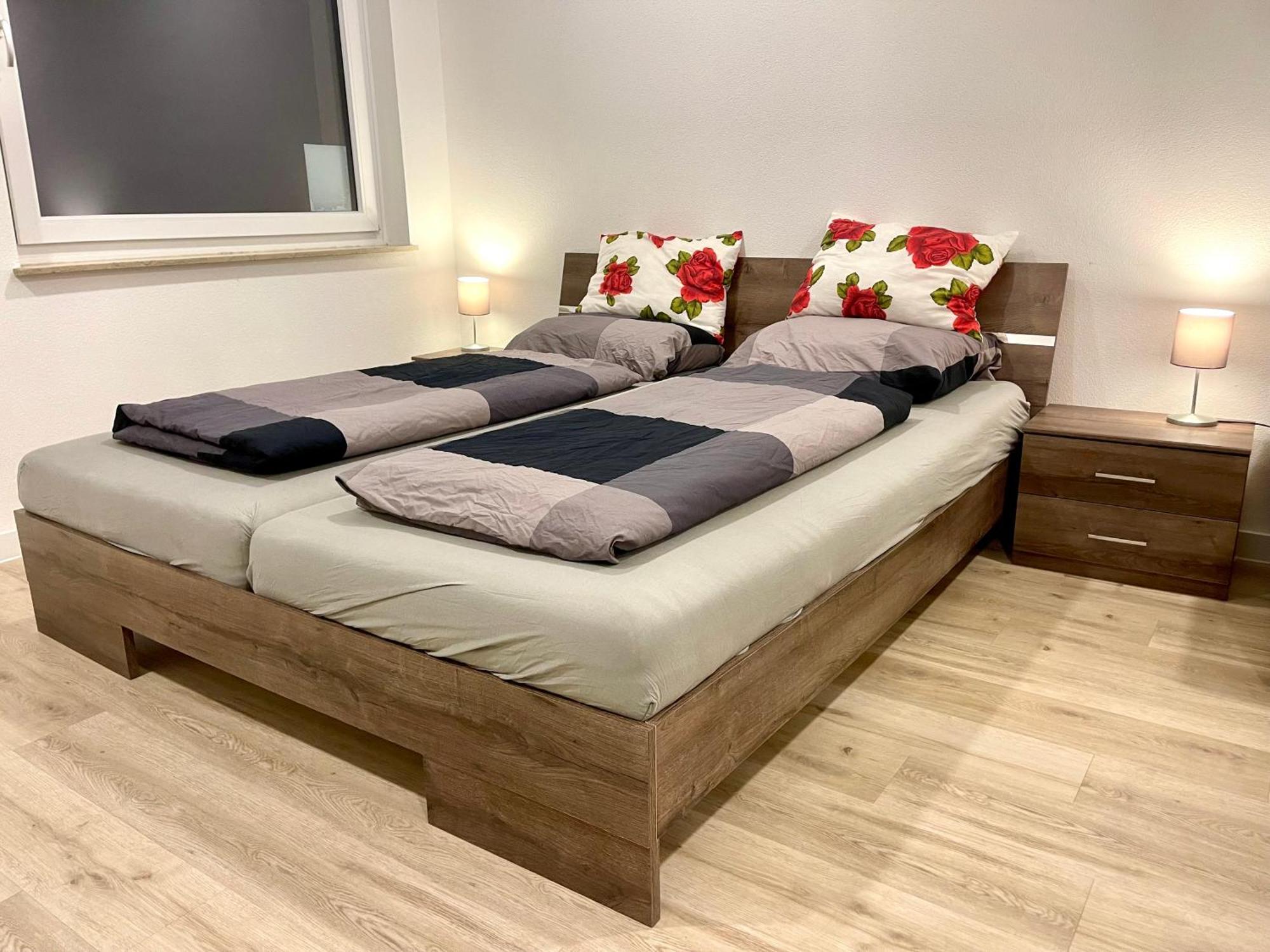 Neu Grosse Einzimmerwohnung Im Zentrum Goldstadt Pforzheim Schloessle Exteriér fotografie