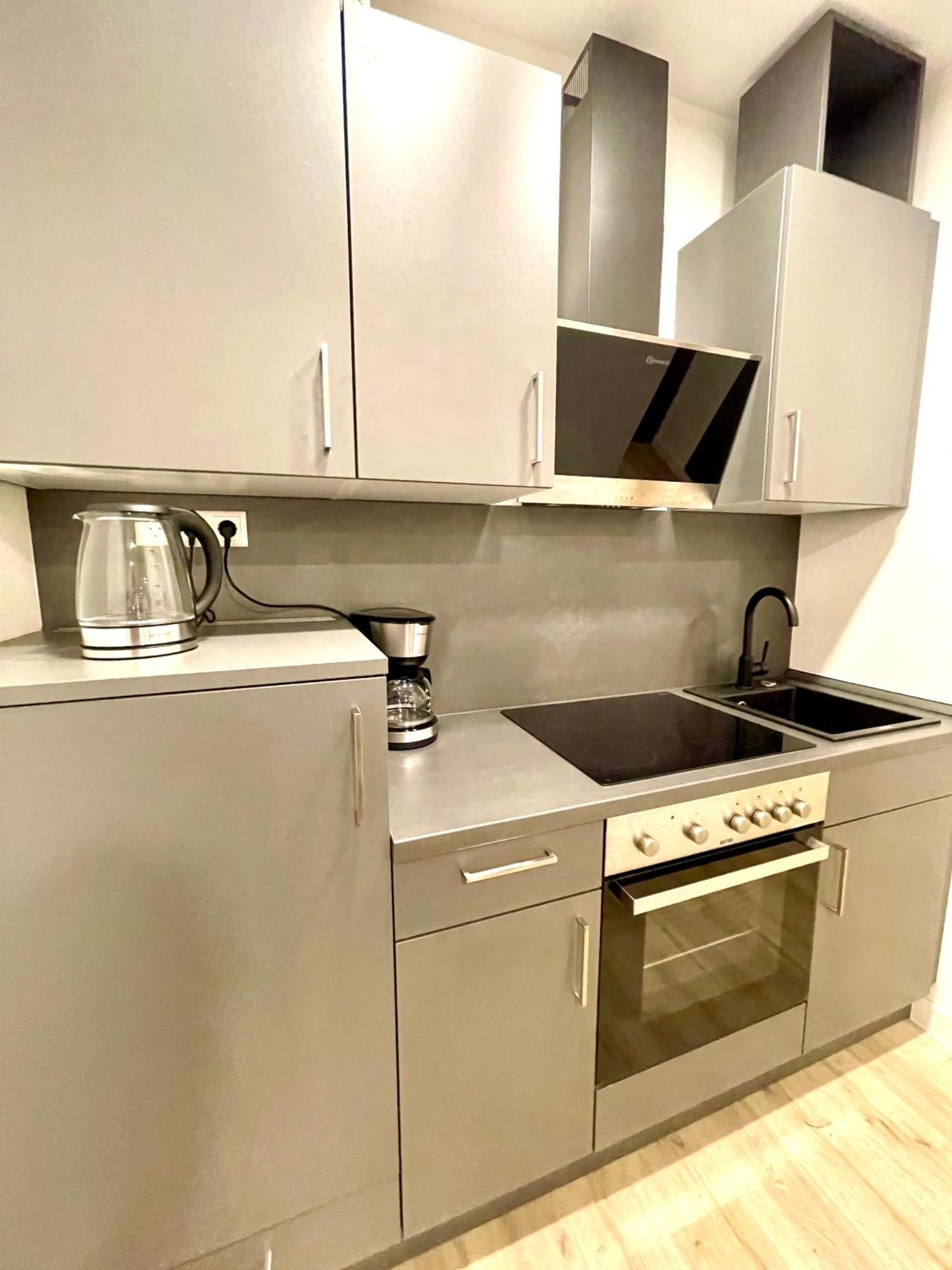 Neu Grosse Einzimmerwohnung Im Zentrum Goldstadt Pforzheim Schloessle Exteriér fotografie