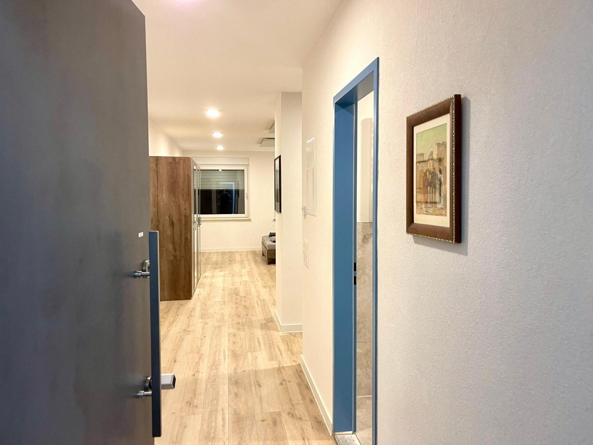 Neu Grosse Einzimmerwohnung Im Zentrum Goldstadt Pforzheim Schloessle Exteriér fotografie